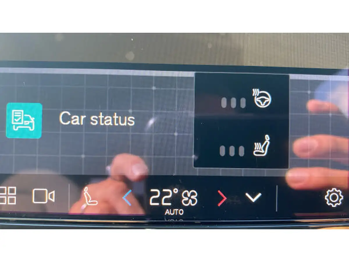 2024-volvo-xc40-20-b3-plus-big-36