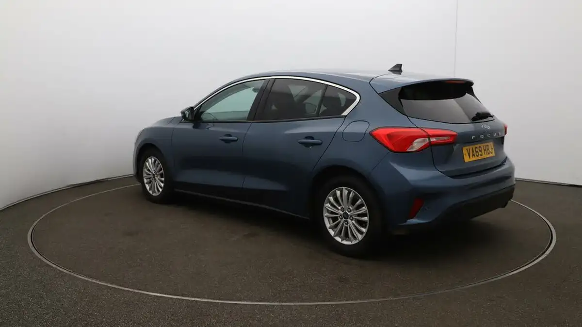 2020-ford-focus-10t-titanium-hatchback-auto-big-60