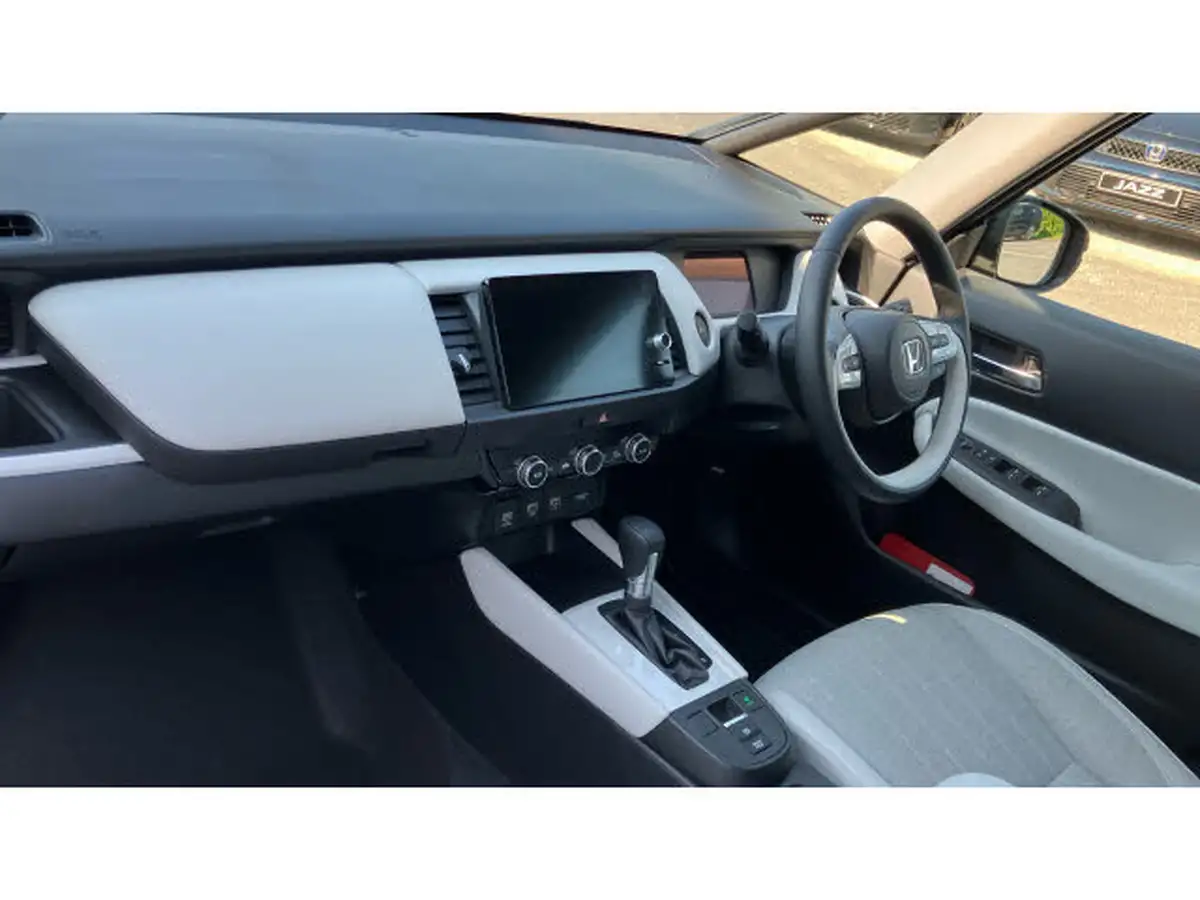 2020-honda-jazz-15-i-mmd-ex-big-1