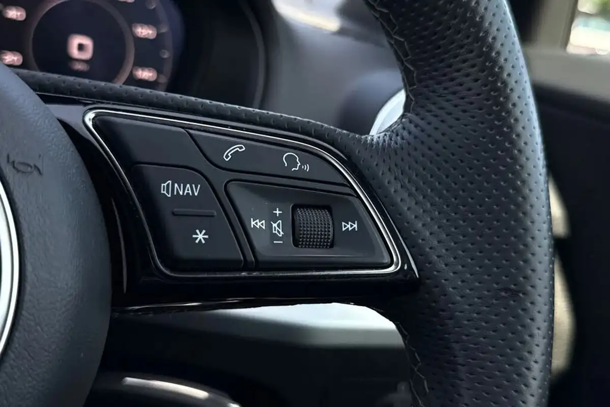 2021-audi-q2-15-35-tfsi-s-line-big-33