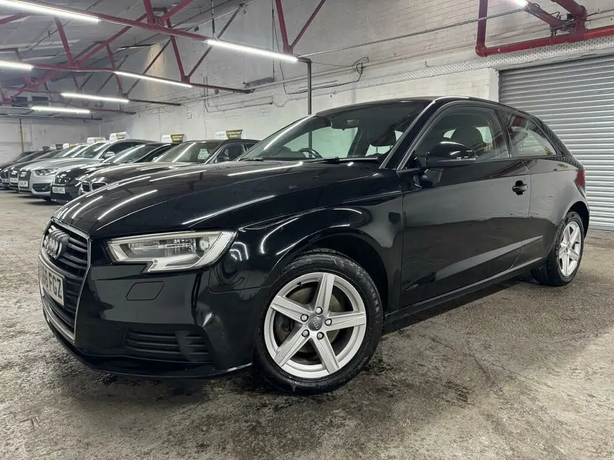 2016-audi-a3-10-tfsi-se-hatchback-3d-big-0