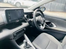 2020-toyota-yaris-15-vvt-i-design-small-1