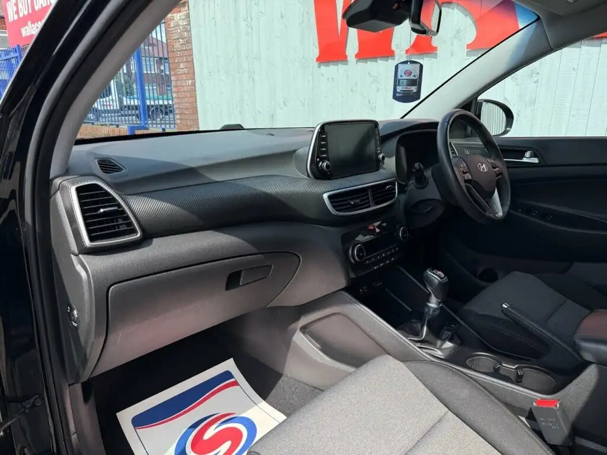 2018-hyundai-tucson-16-gdi-se-nav-big-34
