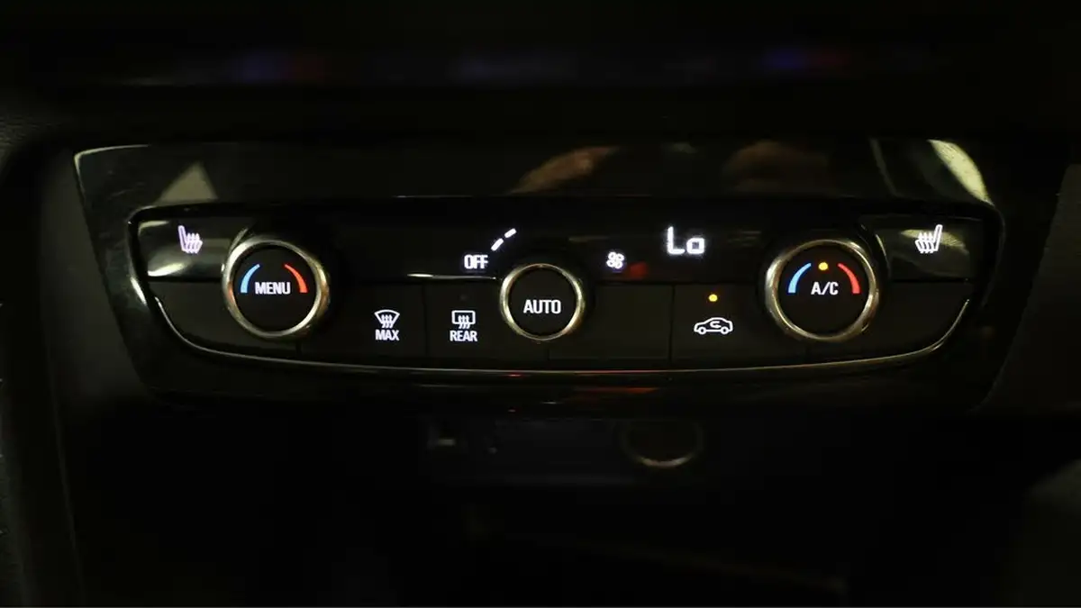 2020-vauxhall-corsa-12-turbo-ultimate-nav-100ps-auto-big-11