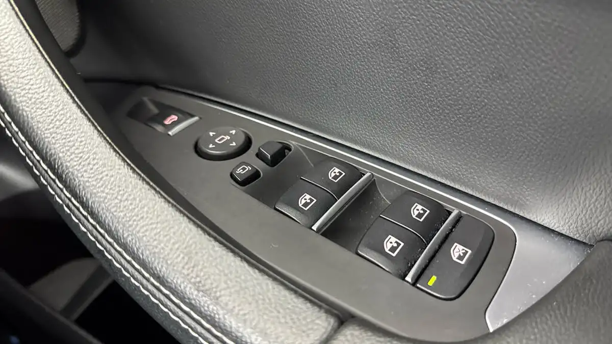 2019-bmw-x4-20td-xdrive20d-m-sport-big-26