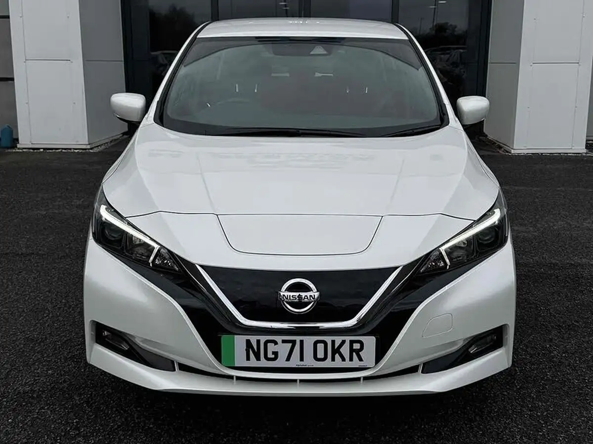 2022-nissan-leaf-e-acenta-big-2