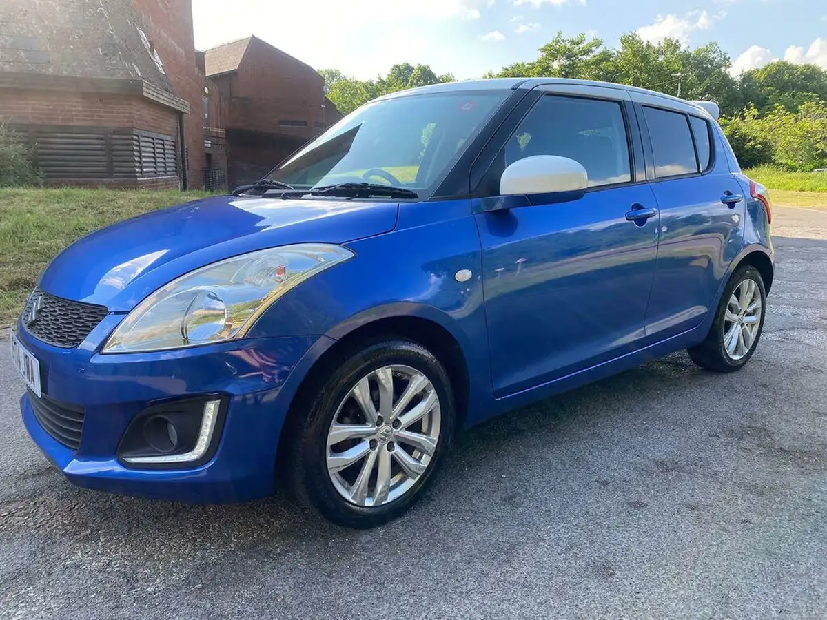 2014-suzuki-swift-12-sz-l-5d-big-6
