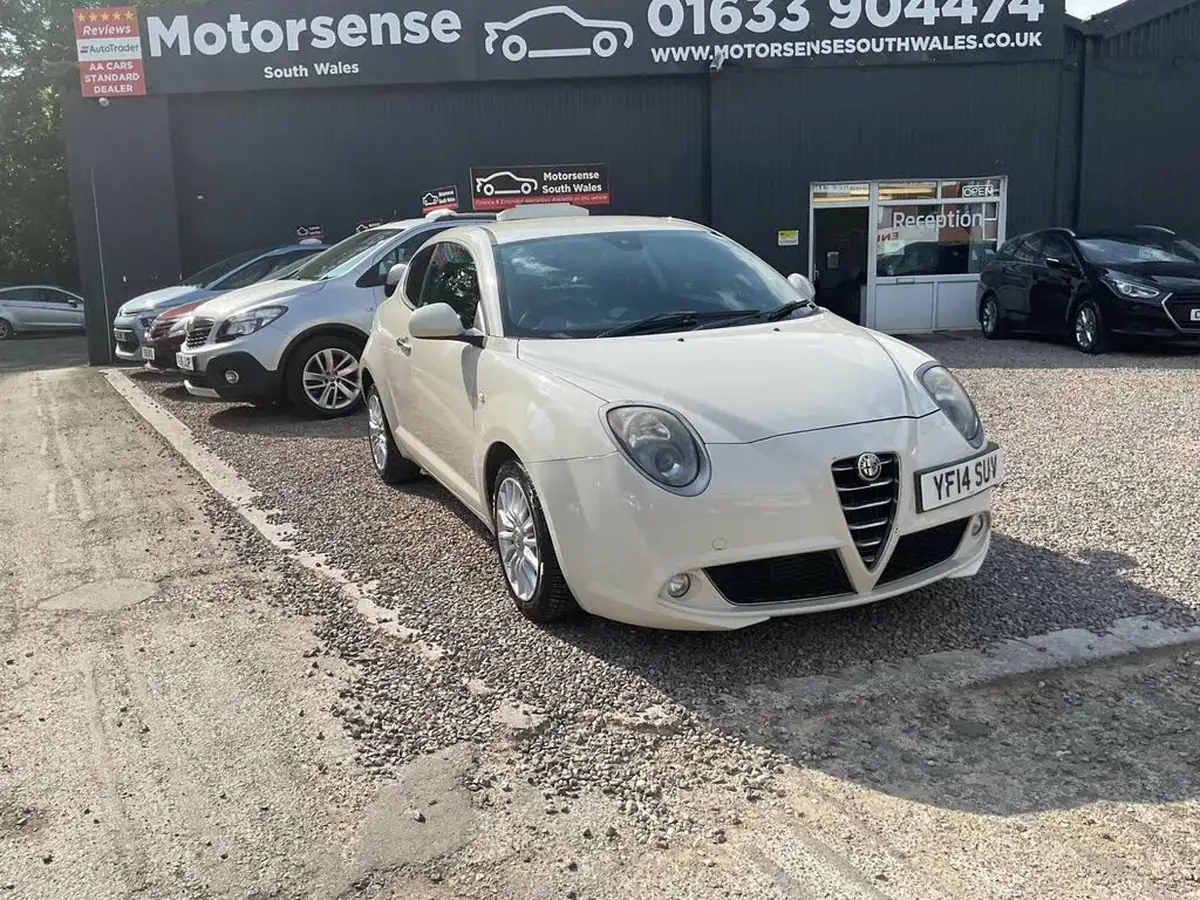 2014-alfa-romeo-mito-13jtdm-2-sprint-big-35