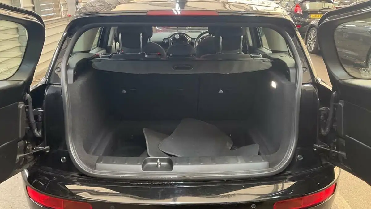 2016-mini-clubman-15td-one-d-big-9