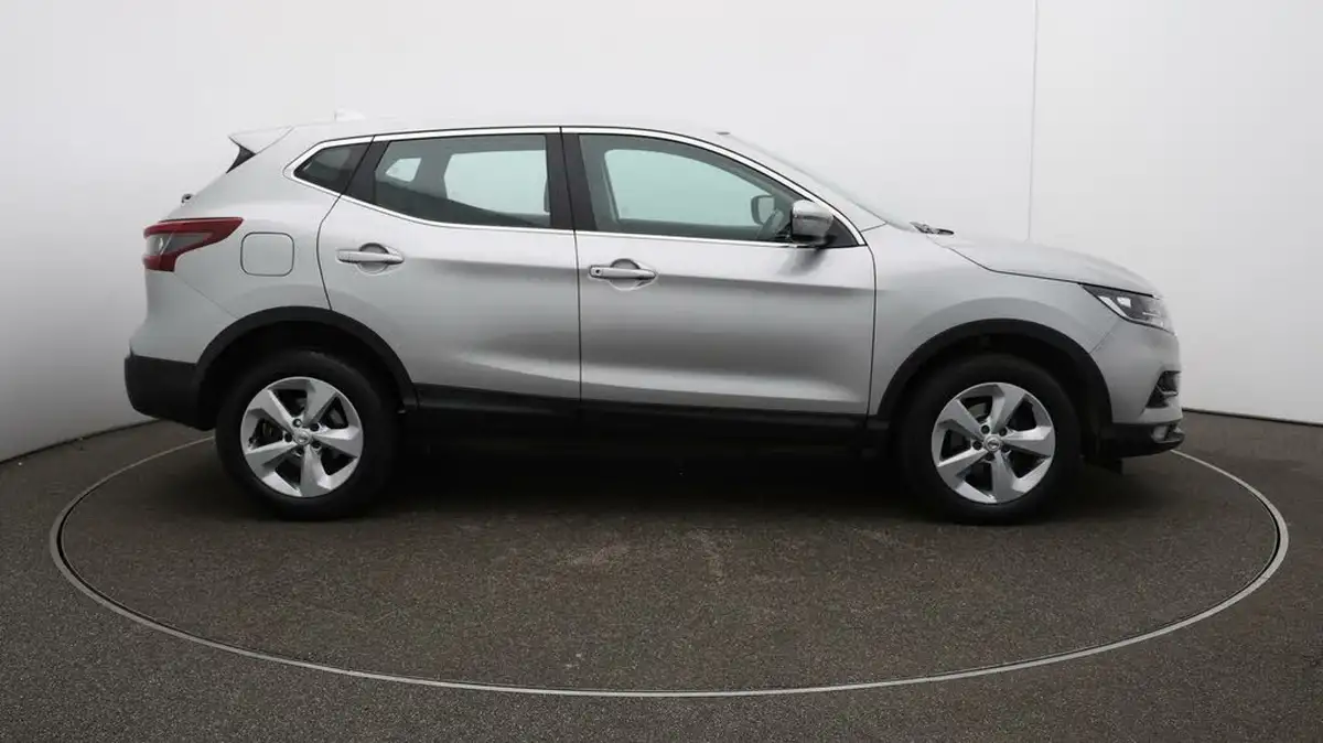 2020-nissan-qashqai-13-dig-t-acenta-premium-140ps-big-46