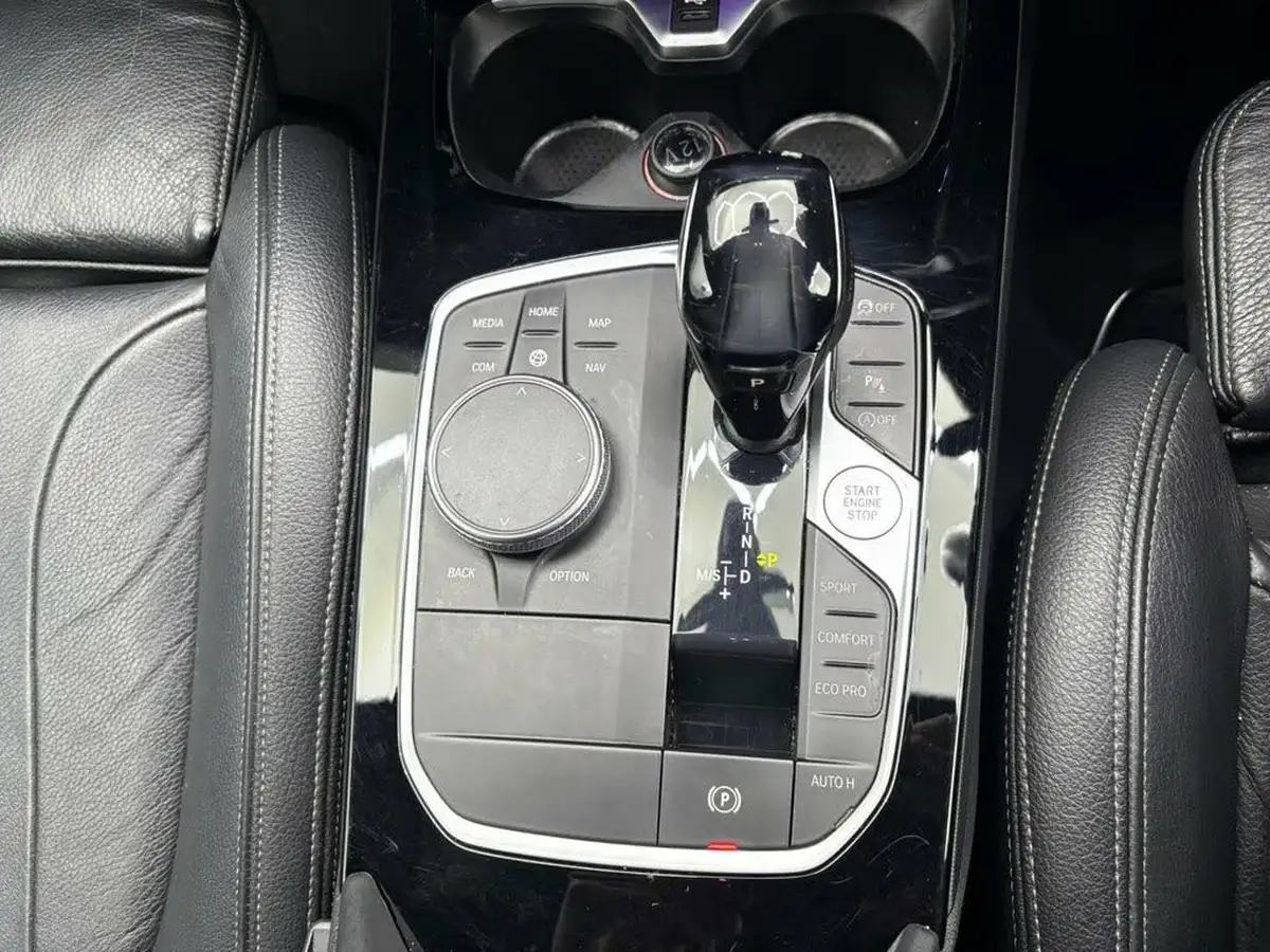 2020-bmw-1-series-20td-118d-sport-auto-big-22