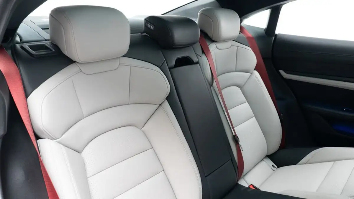 2021-porsche-taycan-e-4s-571ps-performance-battery-plus-big-13