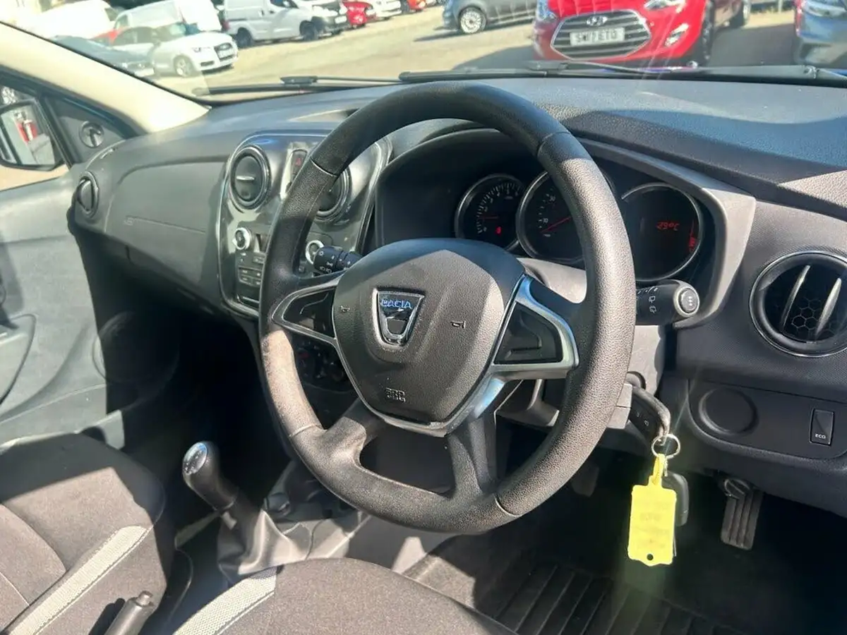 2019-dacia-sandero-stepway-09-tce-essential-big-8