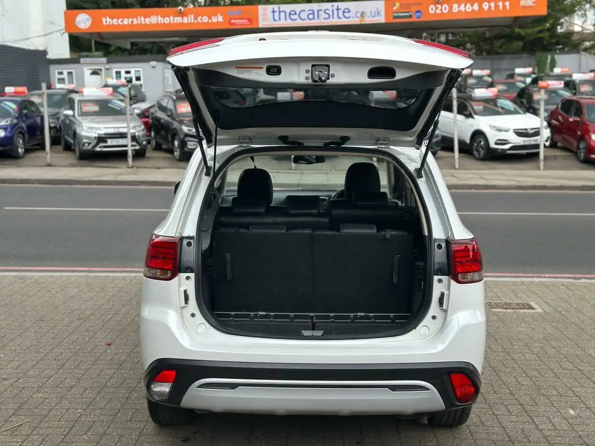 2020-mitsubishi-outlander-20-exceed-big-29