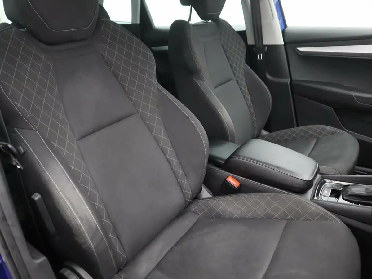 2020-skoda-karoq-15-tsi-se-dsg-big-10