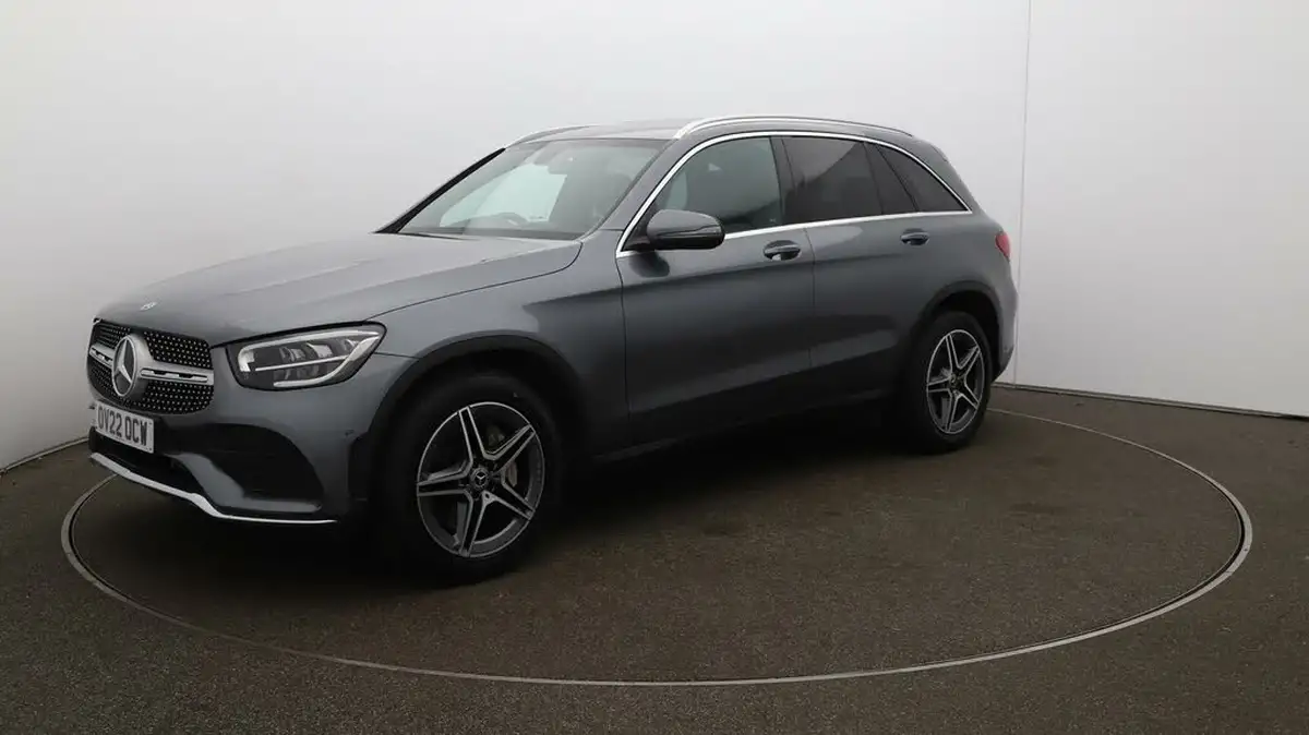 2022-mercedes-benz-glc-class-20d-glc220d-amg-line-195ps-station-wagon-5d-1950cc-4matic-plus-big-67