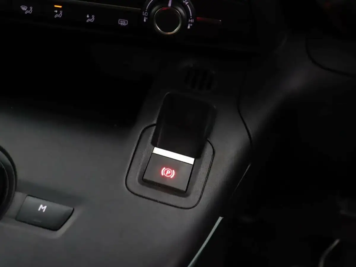 2019-citroen-berlingo-15bluehdi-flair-m-size-130ps-eat8-big-31