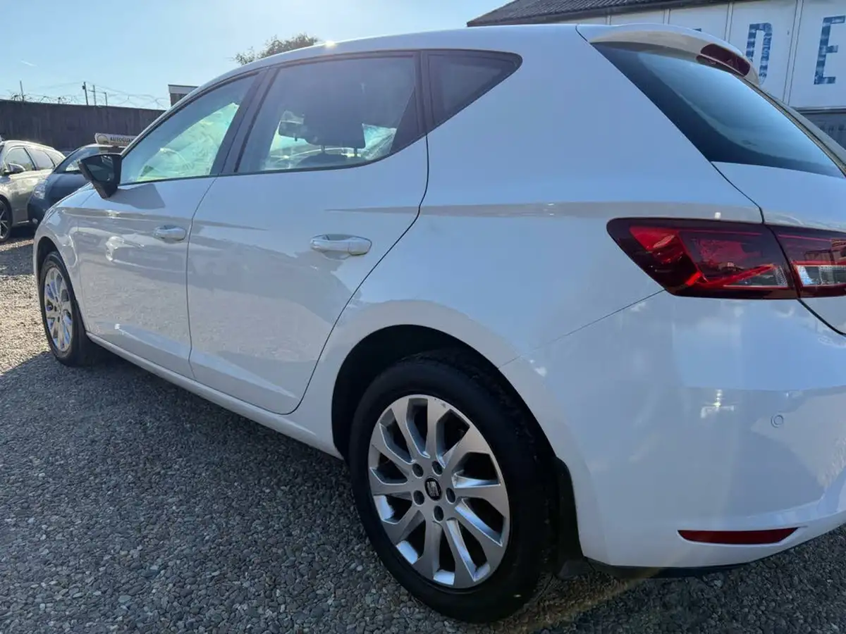 2015-seat-leon-12-se-tech-pack-tsi-110ps-hatchback-5d-dsg-big-10