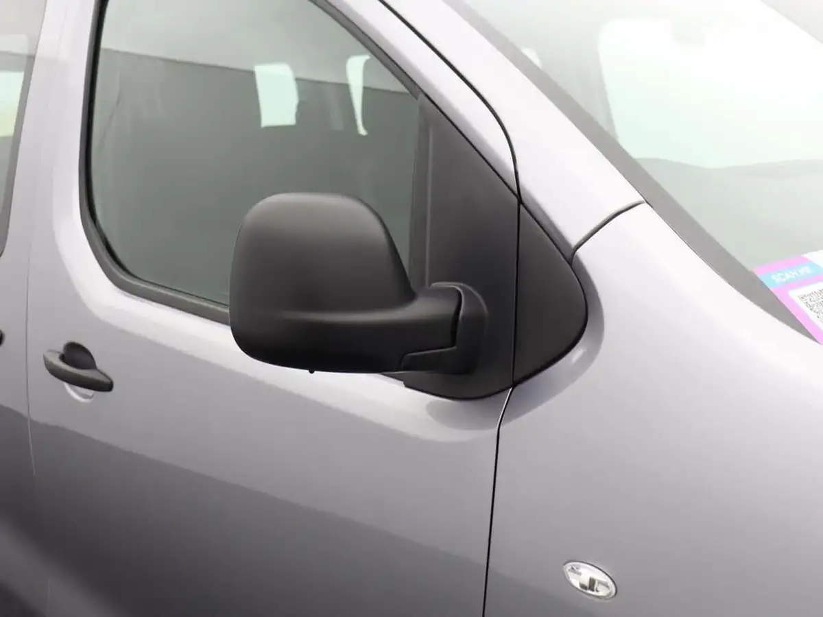 2023-vauxhall-vivaro-life-e-combi-l-big-50
