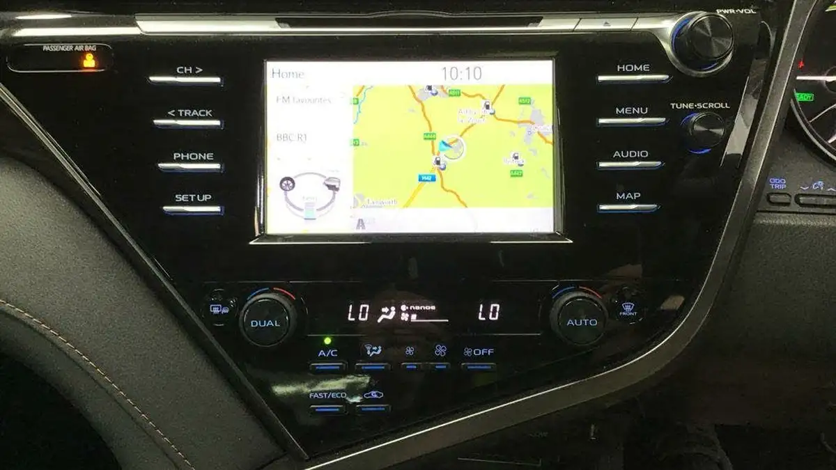 2021-toyota-camry-25-vvt-i-excel-big-9
