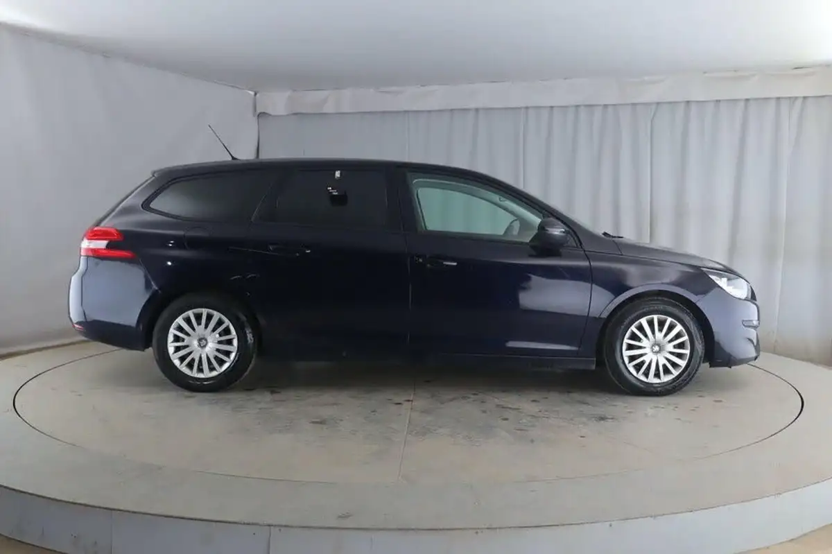2015-peugeot-308-sw-16hdi-access-big-7