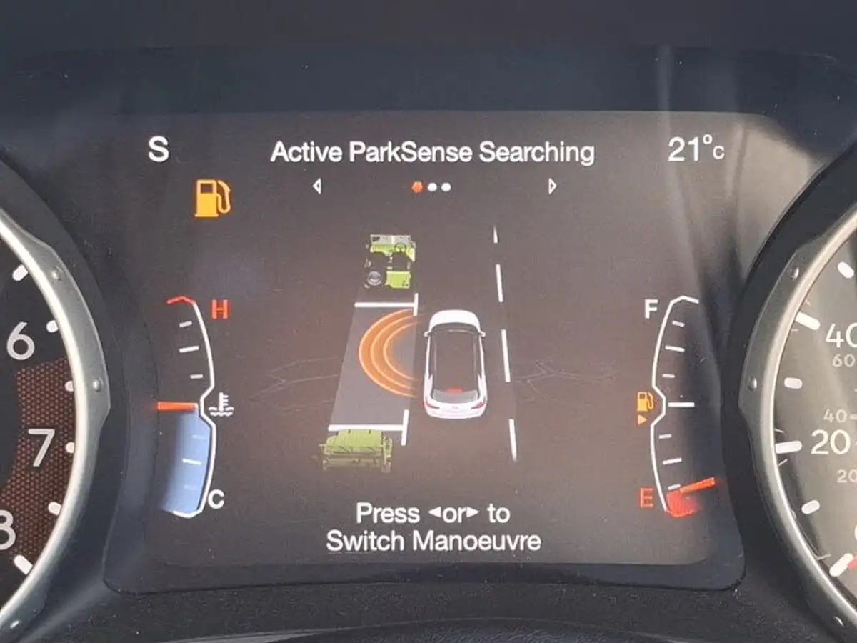 2021-jeep-compass-14-multiair-ii-limited-138bhp-big-17