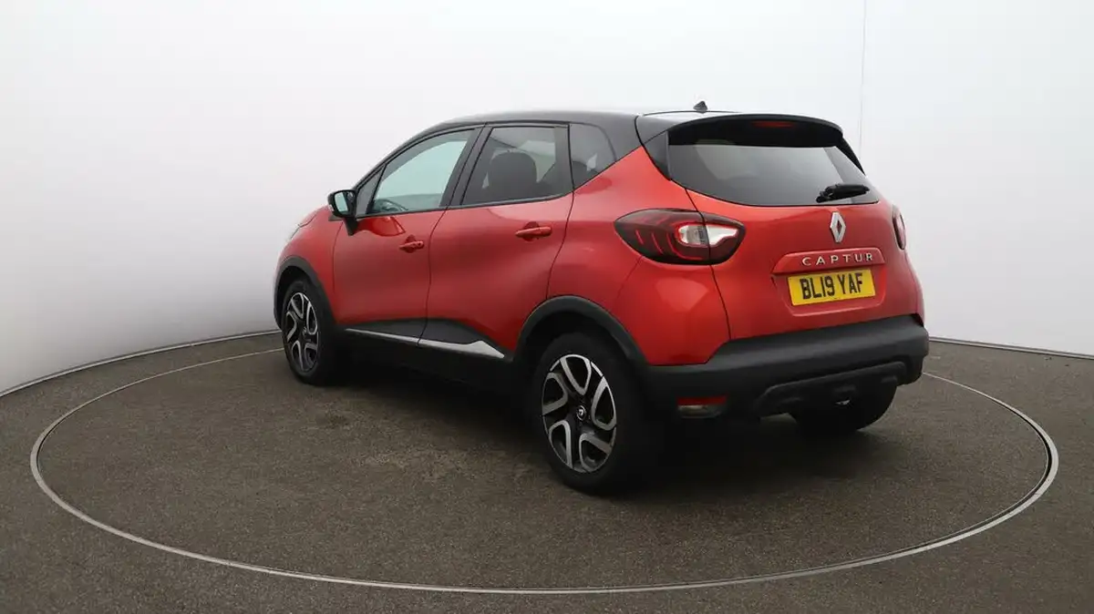 2019-renault-captur-09-tce-iconic-big-61