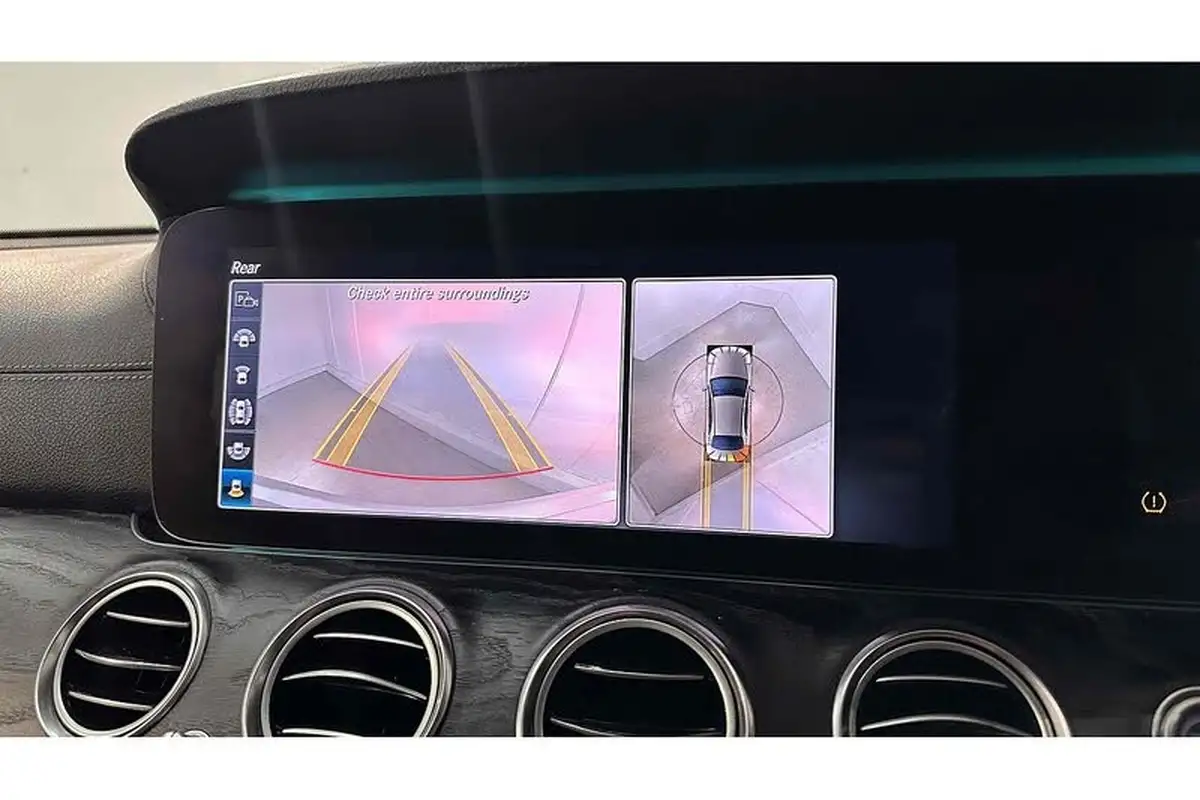 2020-mercedes-benz-e-class-20d-e300de-amg-line-premium-eq-power-saloon-4d-big-44
