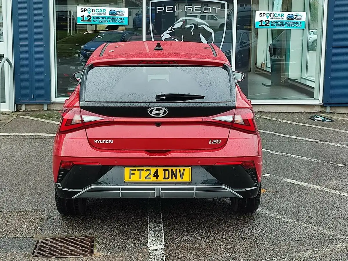 2024-hyundai-i20-10-t-gdi-premium-dct-big-4