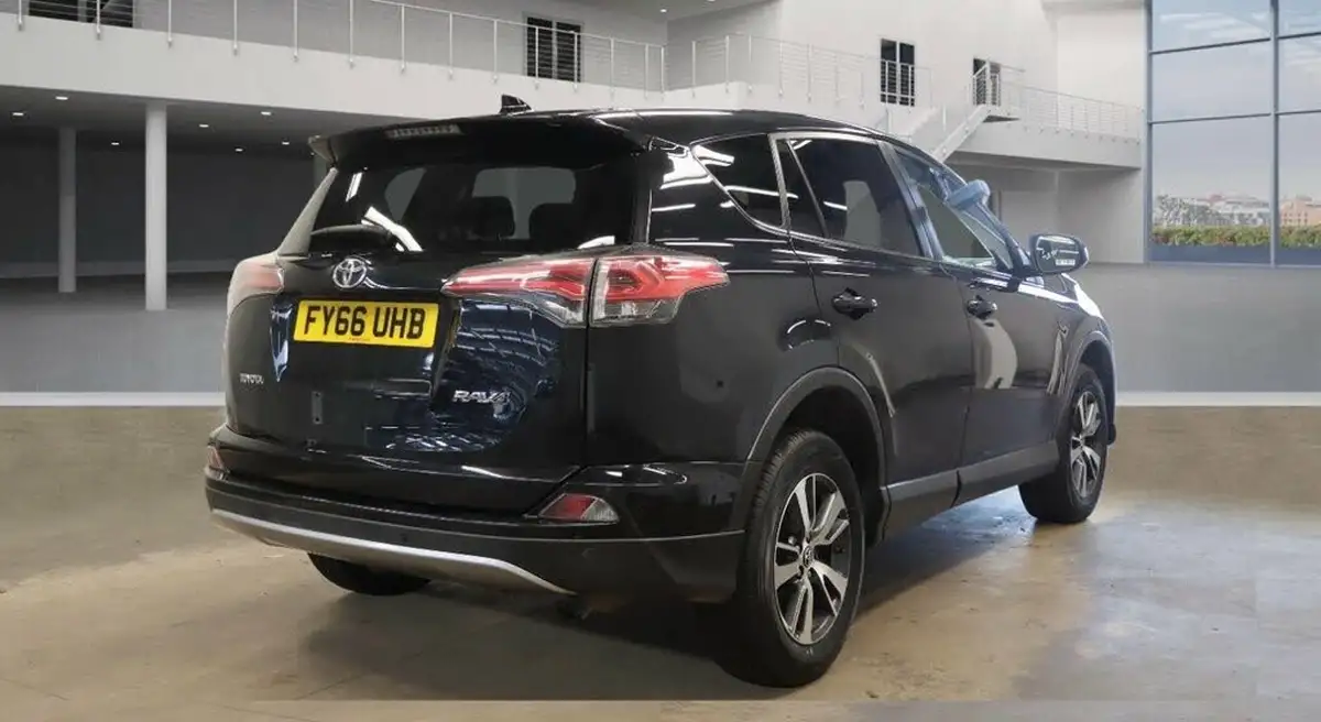 2016-toyota-rav4-20d-4d-business-edition-tss-navi-big-3