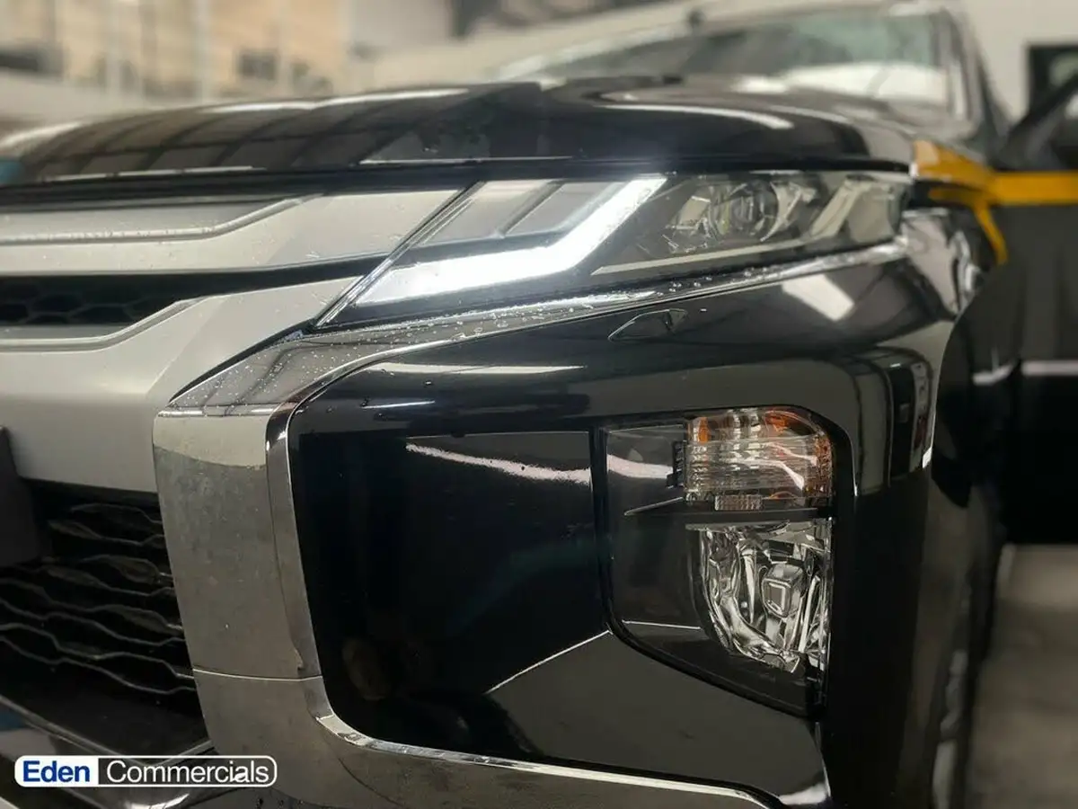 2020-mitsubishi-l200-22di-d-warrior-big-12