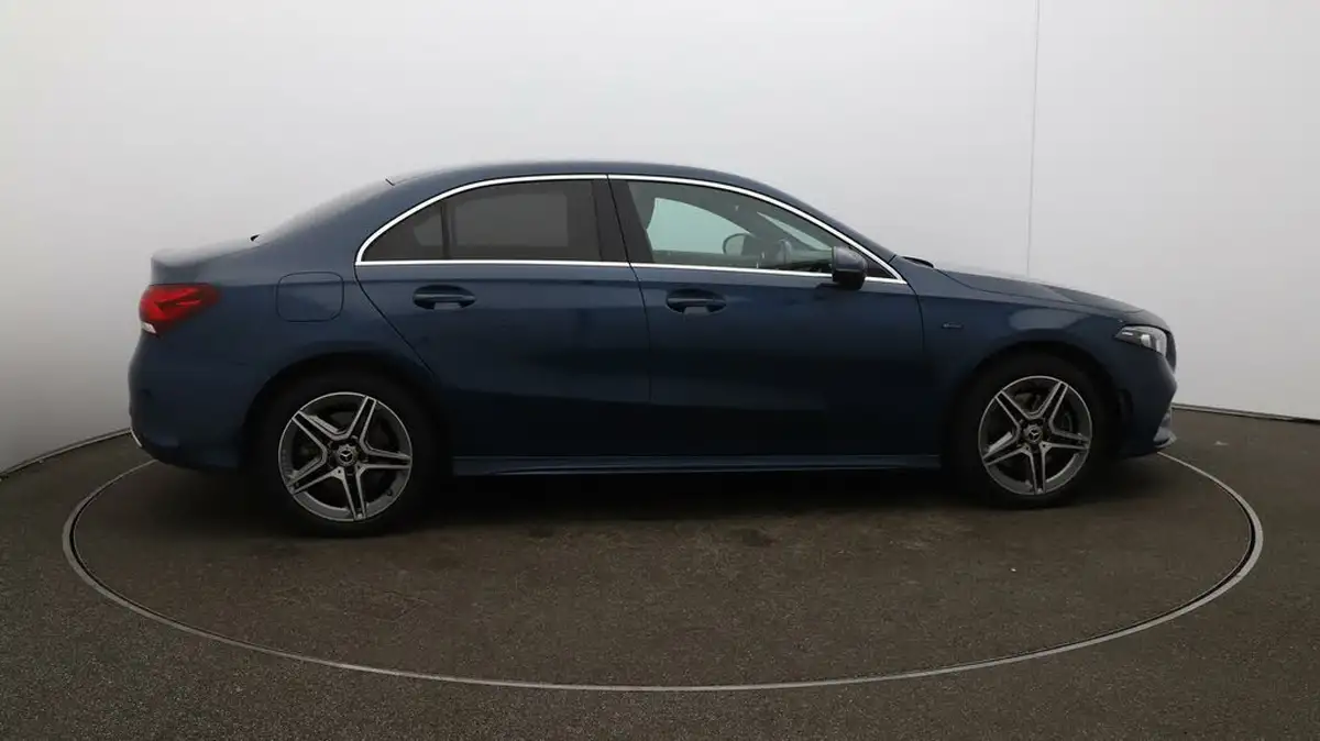 2021-mercedes-benz-a-class-13-a250e-amg-line-executive-saloon-4d-big-50