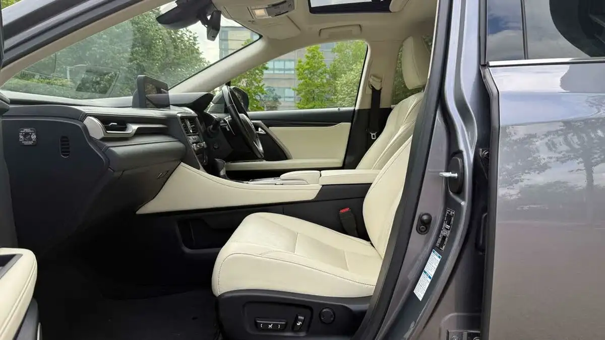 2020-lexus-rx-450h-l-35-rx-l-4wd-big-19