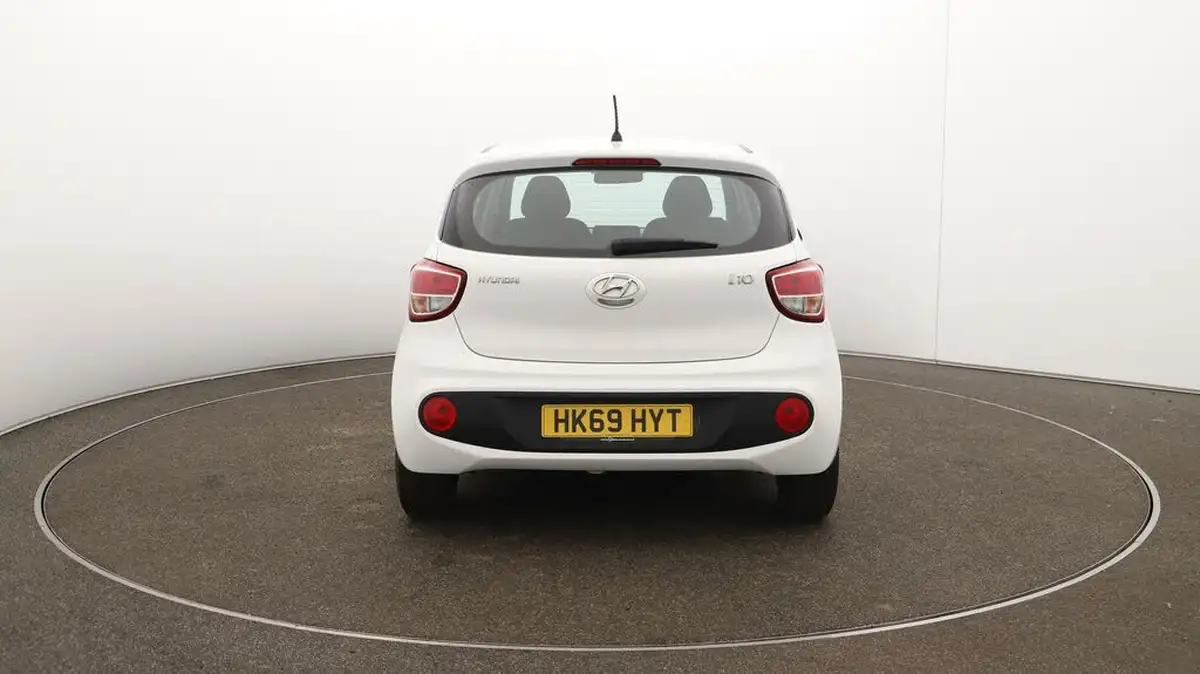 2019-hyundai-i10-10-s-big-54