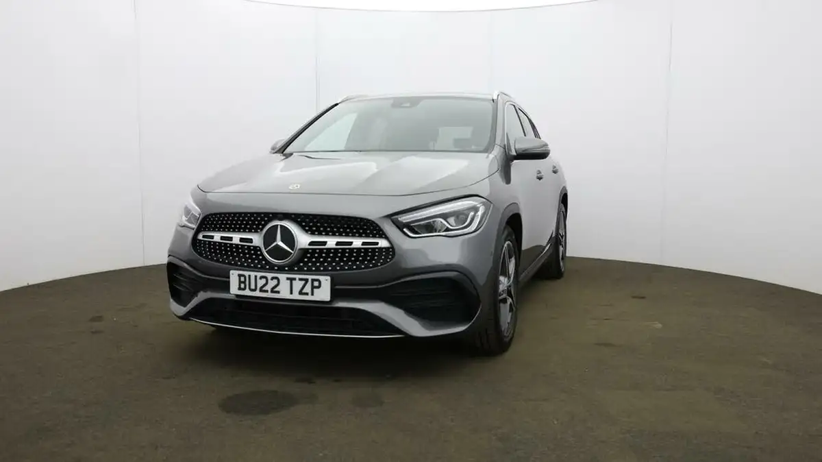 2022-mercedes-benz-gla-class-13-gla-200-amg-line-executive-big-25