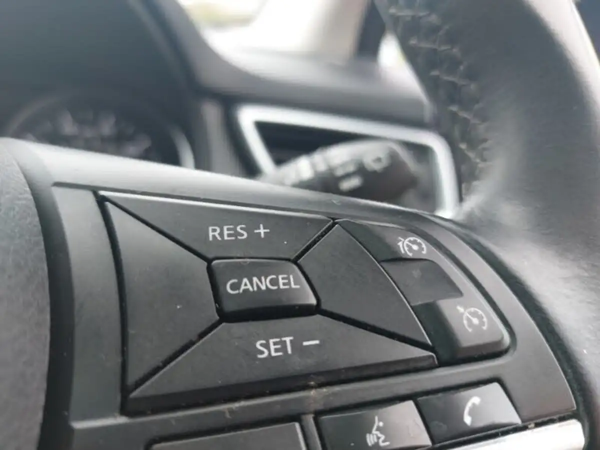 2021-nissan-qashqai-13-dig-t-n-connecta-158ps-xtronic-big-15