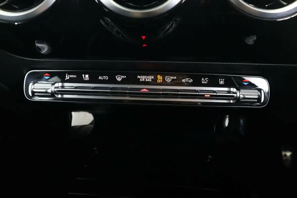 2020-mercedes-benz-a-class-13-a250e-amg-line-hatchback-5d-big-54