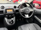 2013-mazda-mazda2-13-venture-small-14