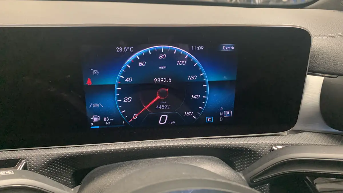 2019-mercedes-benz-cla-13-cla-200-amg-line-coupe-4d-7g-dct-big-12
