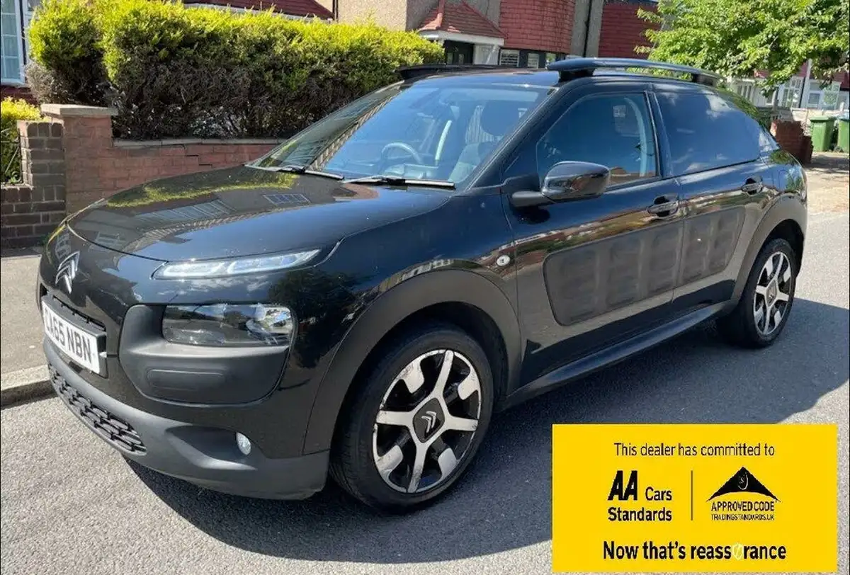 2016-citroen-c4-cactus-12-puretech-flair-82ps-ss-etg-big-1