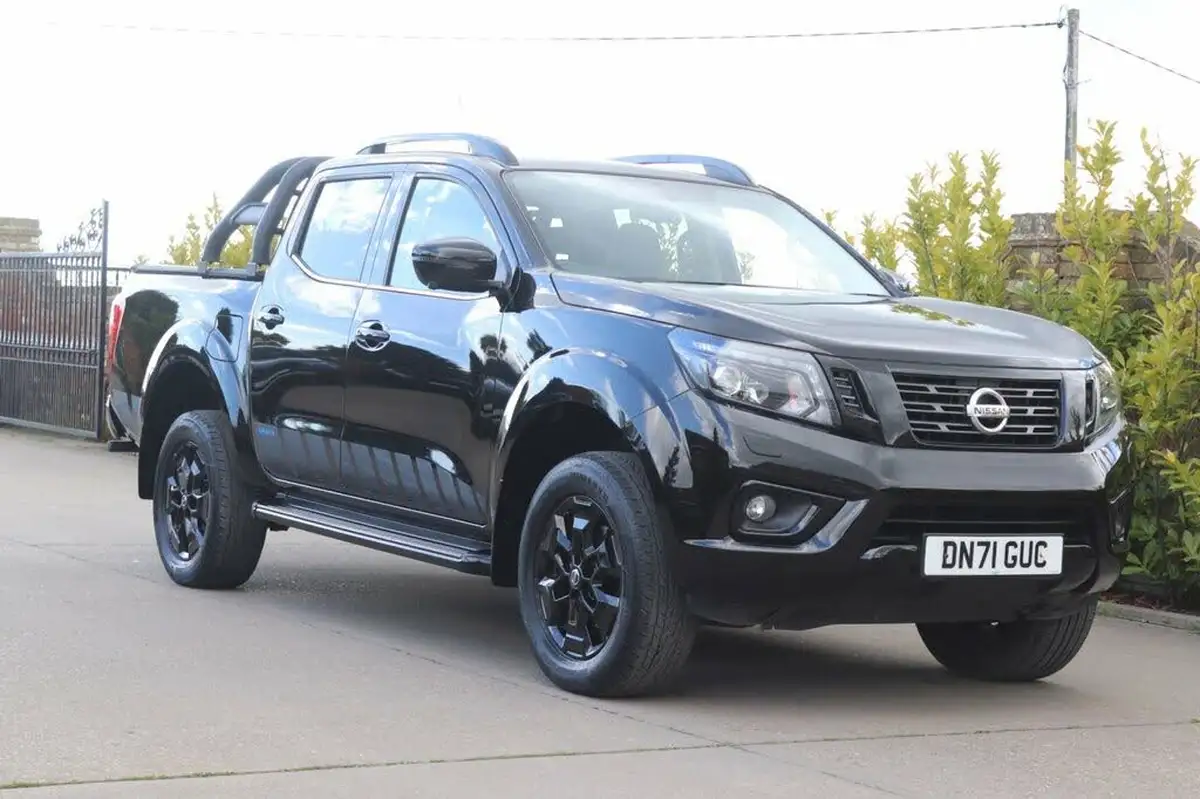 2021-nissan-navara-23dci-tt-n-guard-8-navileathersunroof-auto-big-11