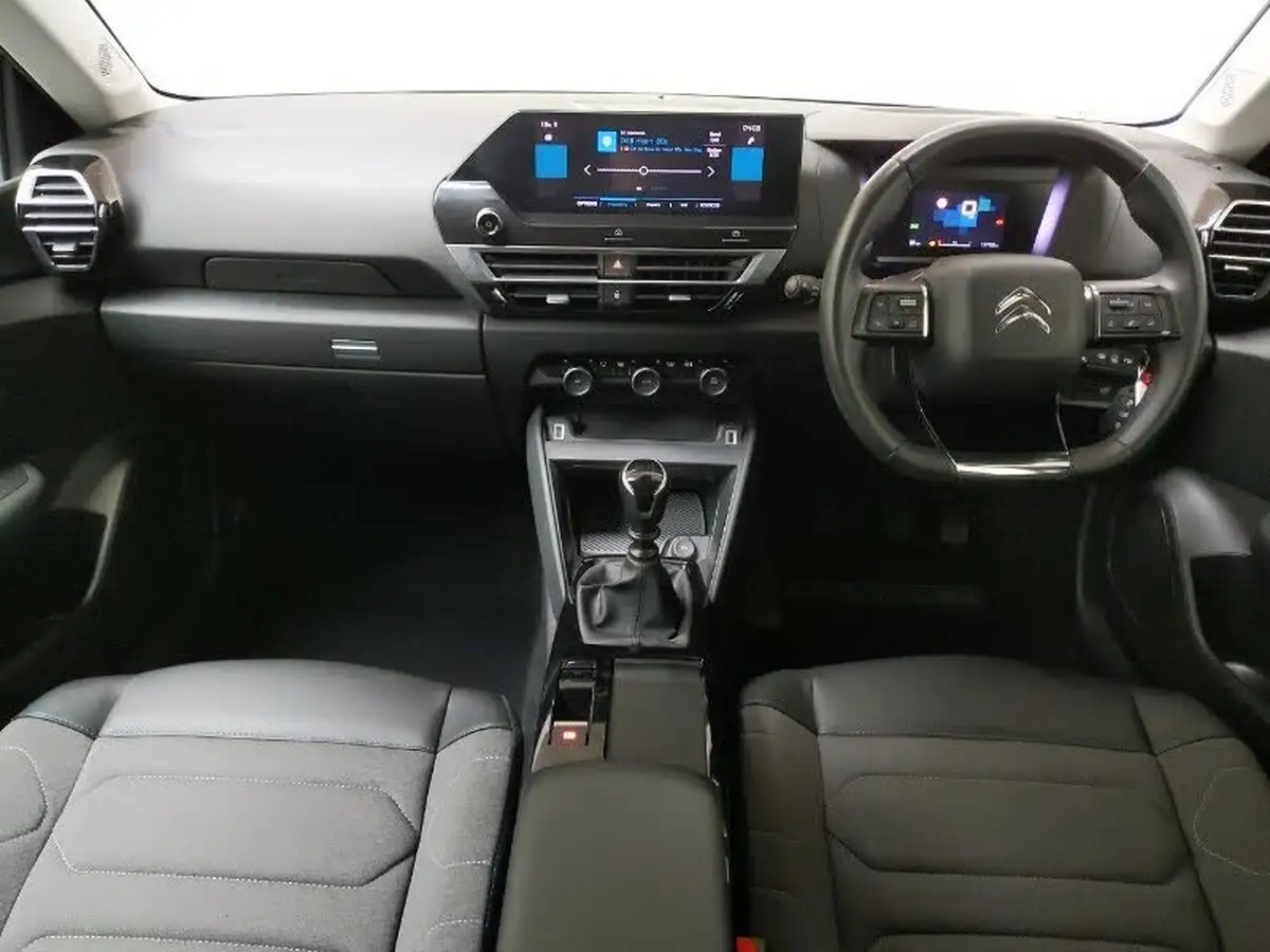 2021-citroen-c4-12-puretech-sense-plus-big-2