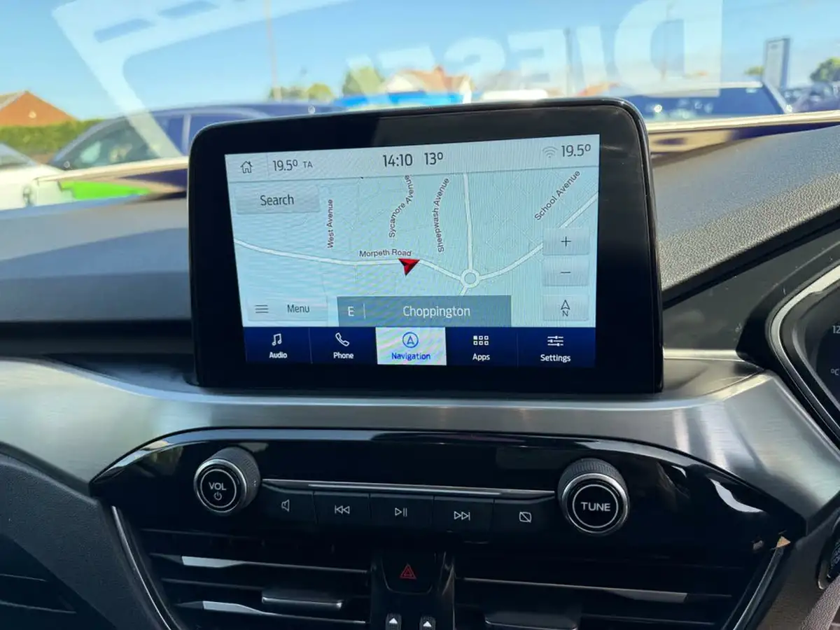 2022-ford-kuga-big-60