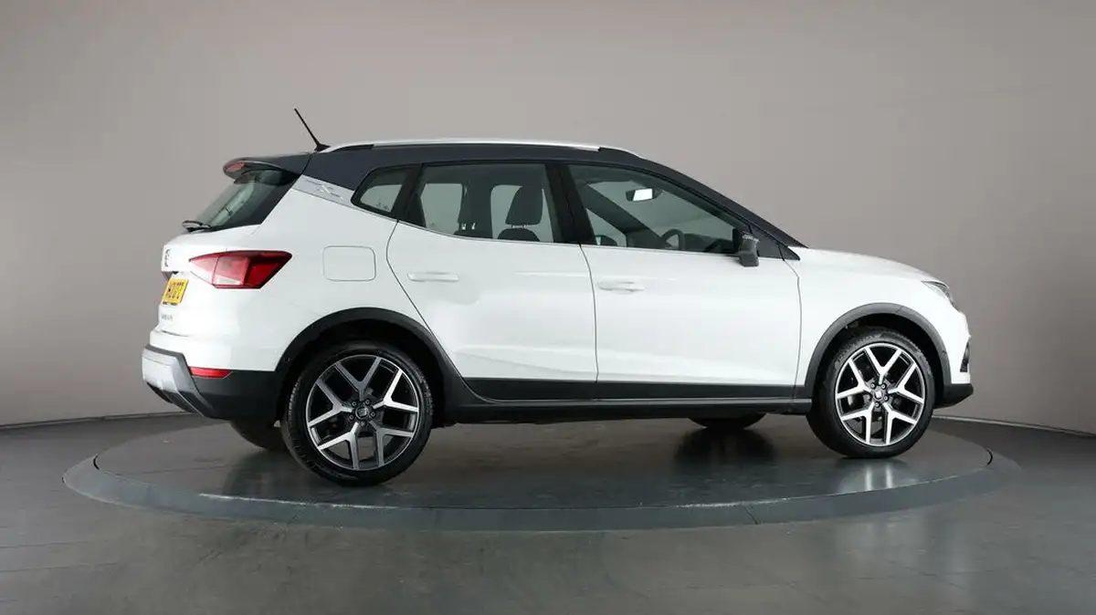 2021-seat-arona-10-tsi-xcellence-lux-110ps-dsg-big-65