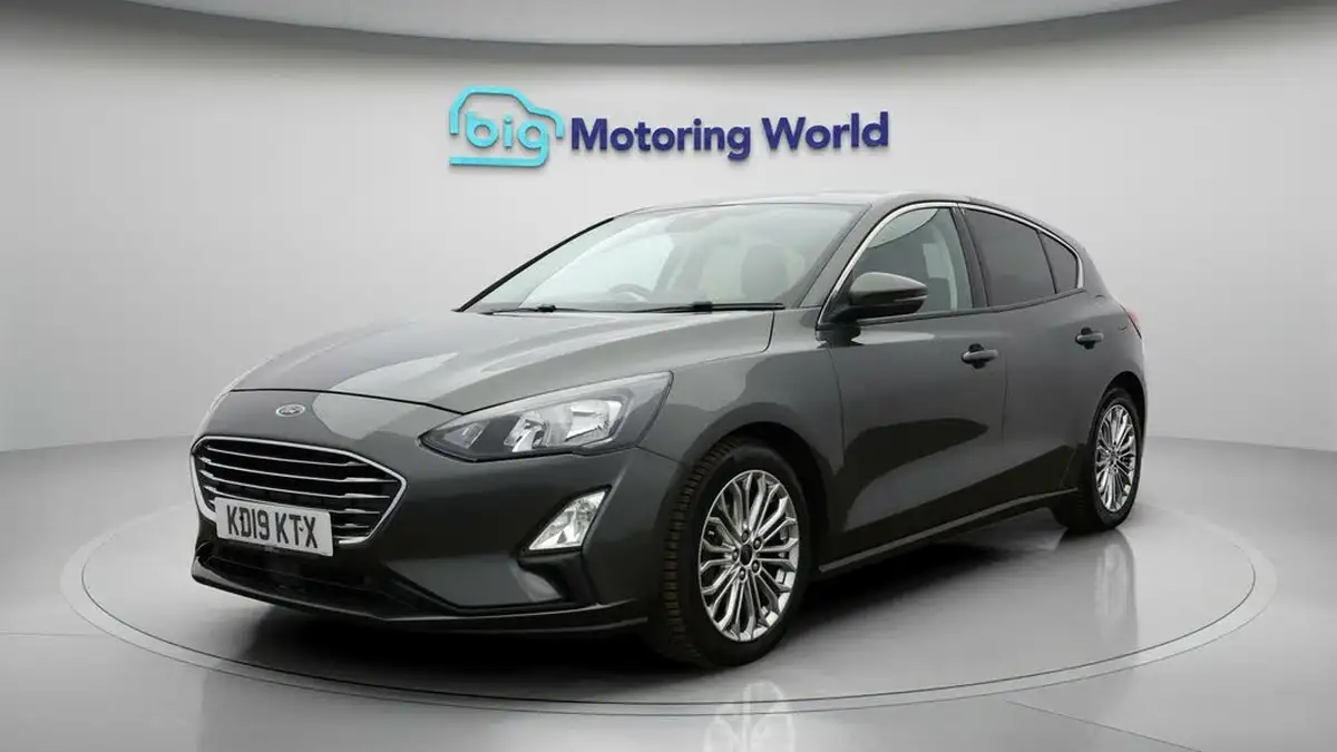 2019-ford-focus-15t-titanium-x-hatchback-big-2