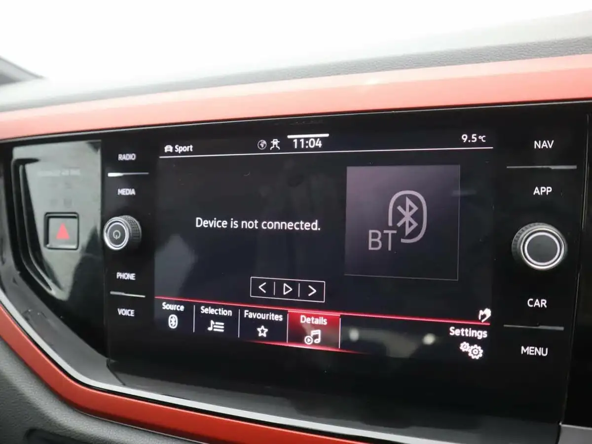 2021-volkswagen-polo-20-tsi-gti-207ps-big-20