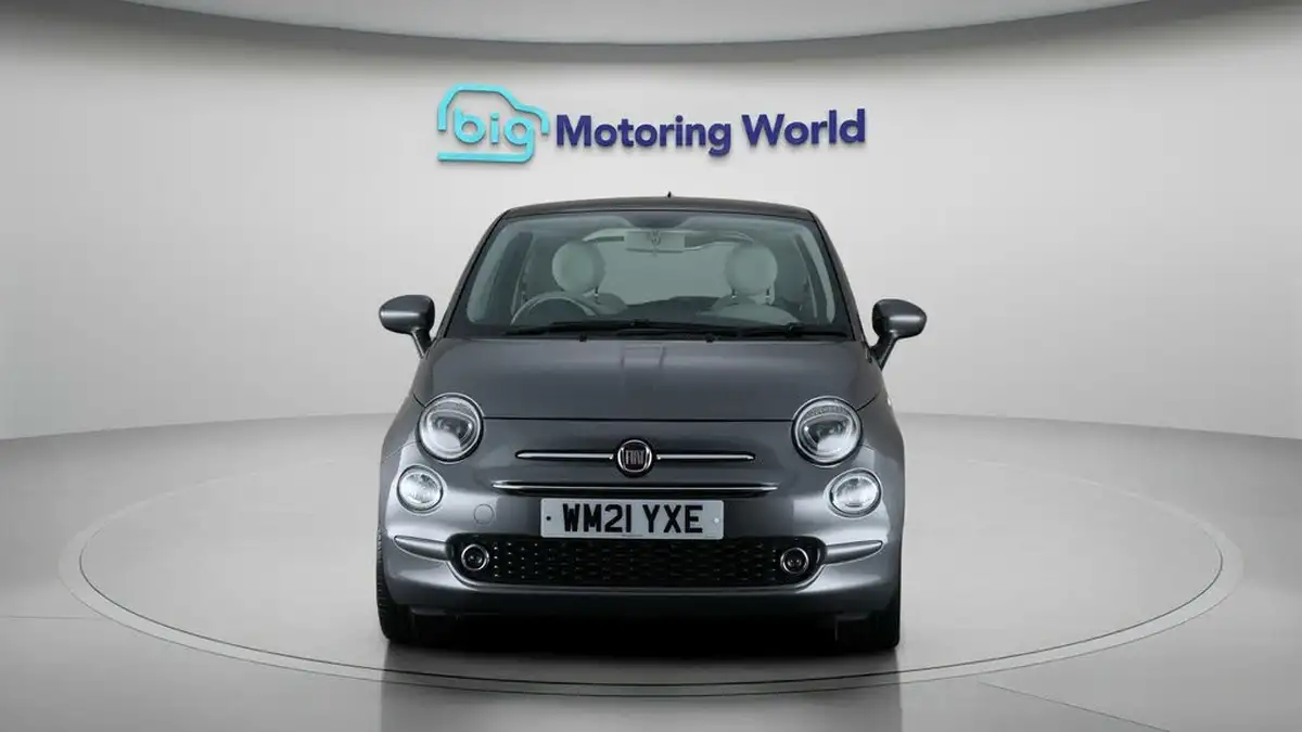 2021-fiat-500-10-lounge-big-2