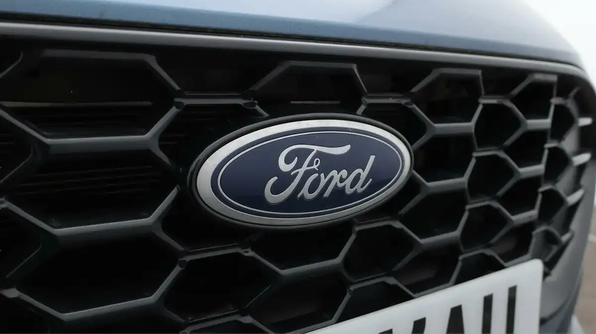 2022-ford-fiesta-10t-st-line-100ps-5d-big-23
