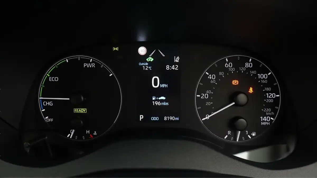 2023-toyota-yaris-15-vvt-i-icon-big-10