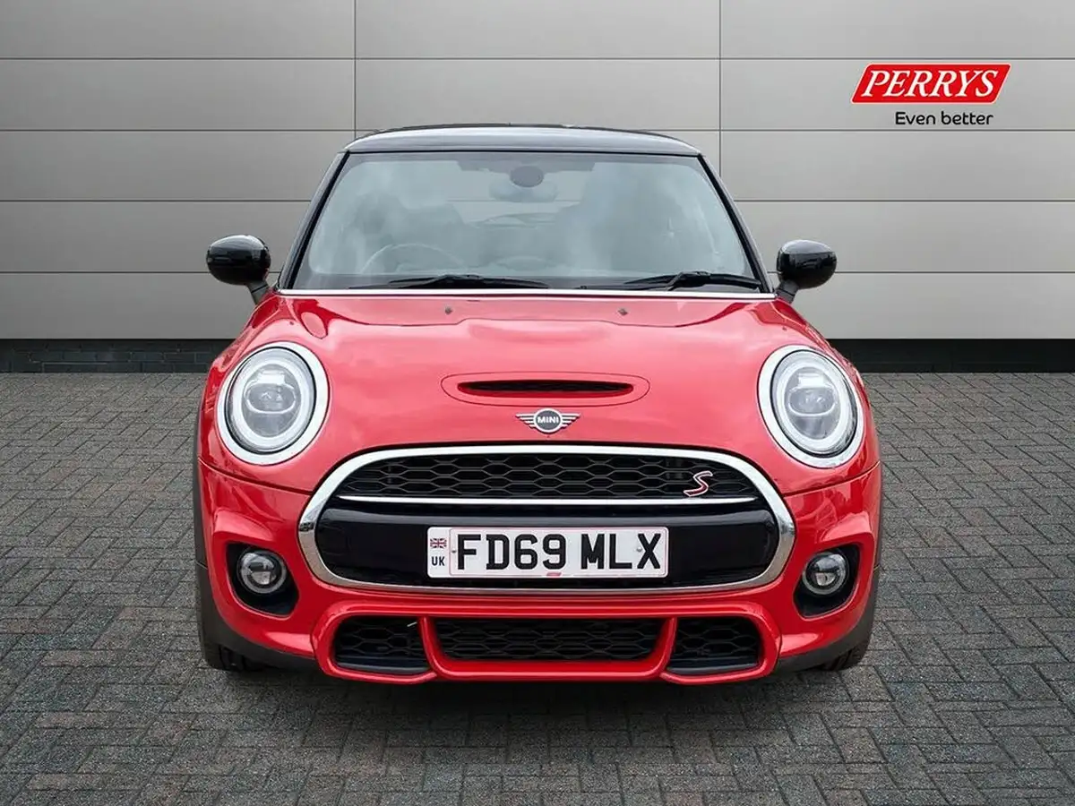 2019-mini-cooper-20-cooper-s-sport-189bhp-hatchback-3d-auto-big-3